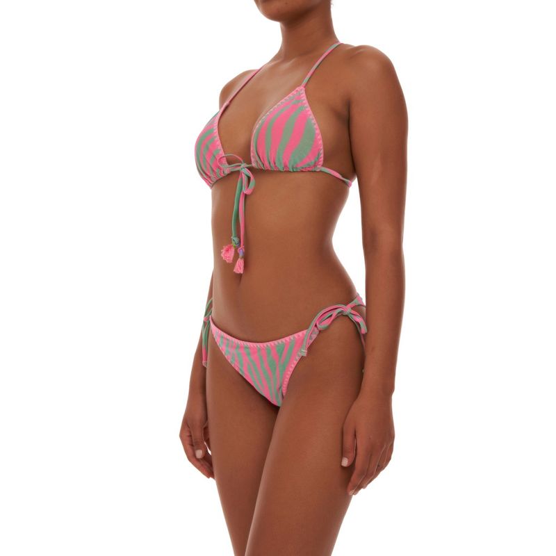 INTIMO-Y-E-S-1559961