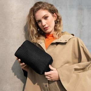 Super Light Black Beauty Case