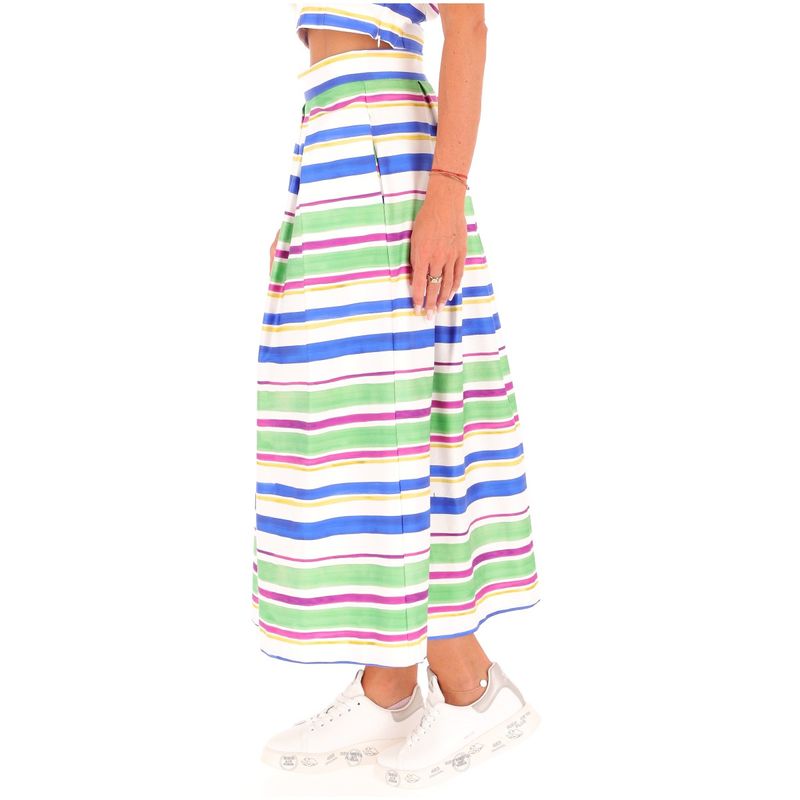 DONNA-MARELLA-GONNE-CORTE-1566650