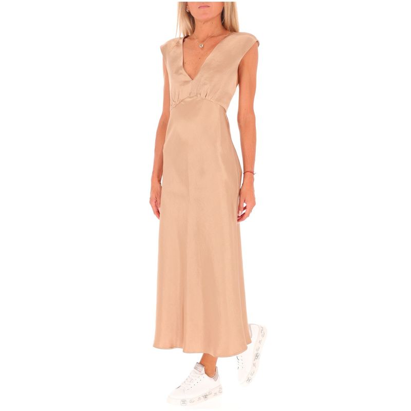 DONNA-MAX-MARA-ABITI-CORTI-1556858