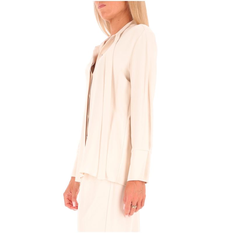 DONNA-LIVIANA-CONTI-PRECOLLEZIONE-CLASSICHE-1526126