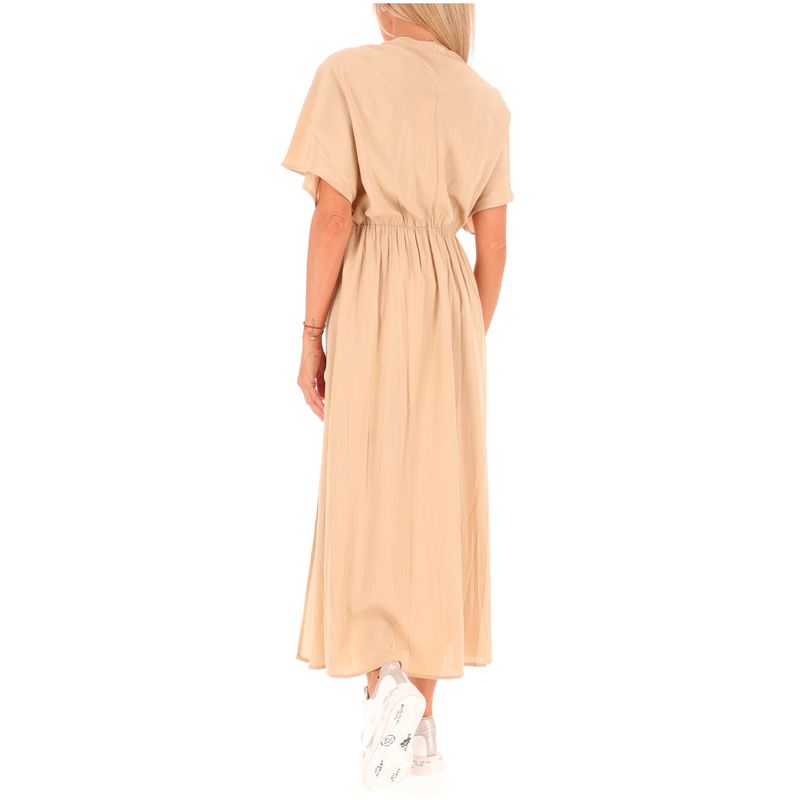 DONNA-MOLLY-BRACKEN-ABITI-CORTI-1555366