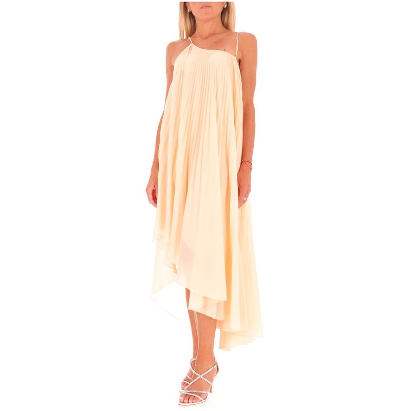 DONNA-PATRIZIA-PEPE-ABITI-CORTI-1556807