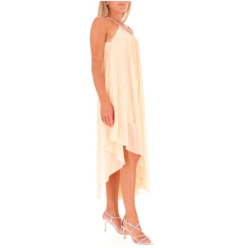 DONNA-PATRIZIA-PEPE-ABITI-CORTI-1556807