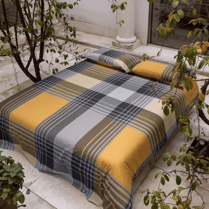 Tartan-7443