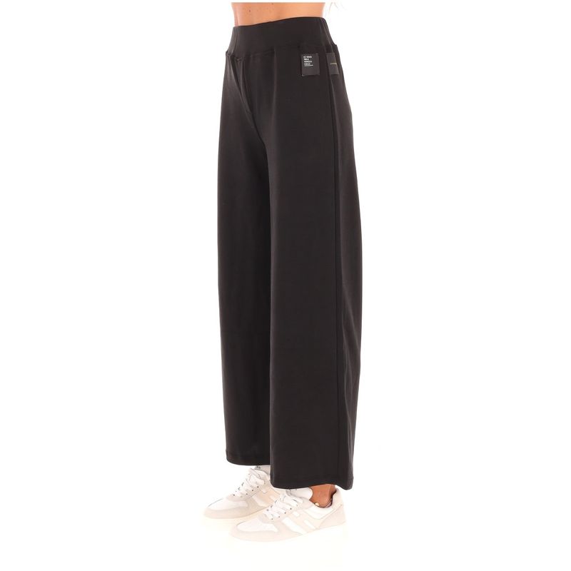 DONNA-ESSENZIALE-CLASSICI-1575131