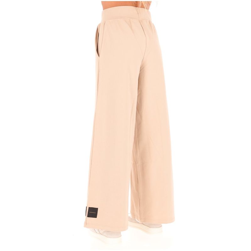DONNA-ESSENZIALE-CLASSICI-1575135