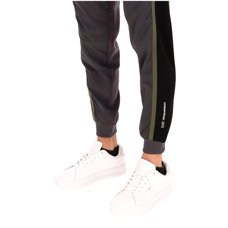 SPORT-EA7-BERMUDA-1564366