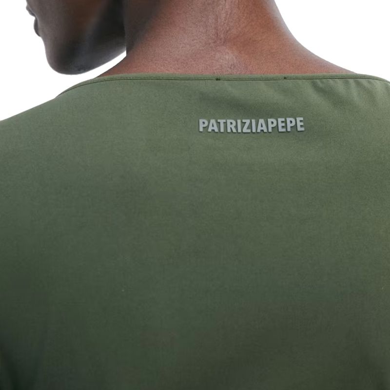 DONNA-PATRIZIA-PEPE-ABITI-CORTI-1564454