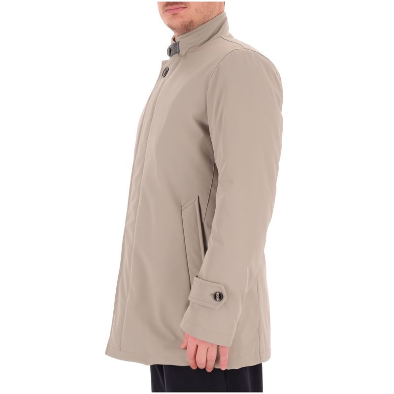 UOMO-ANCONA-CAPPOTTI---SOPRABITI-1540866