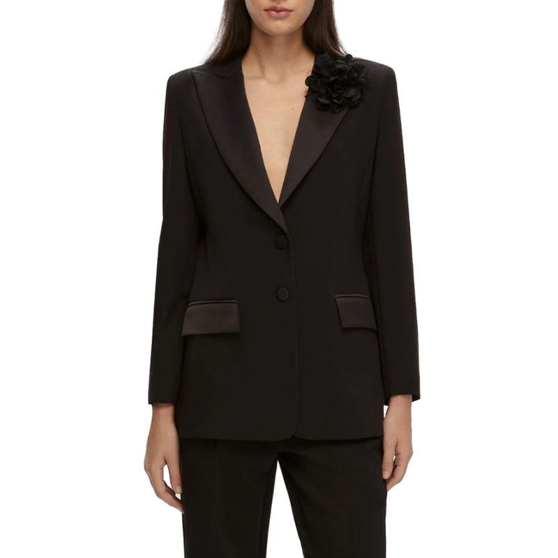 DONNA-MARELLA-GIACCHE-1567833