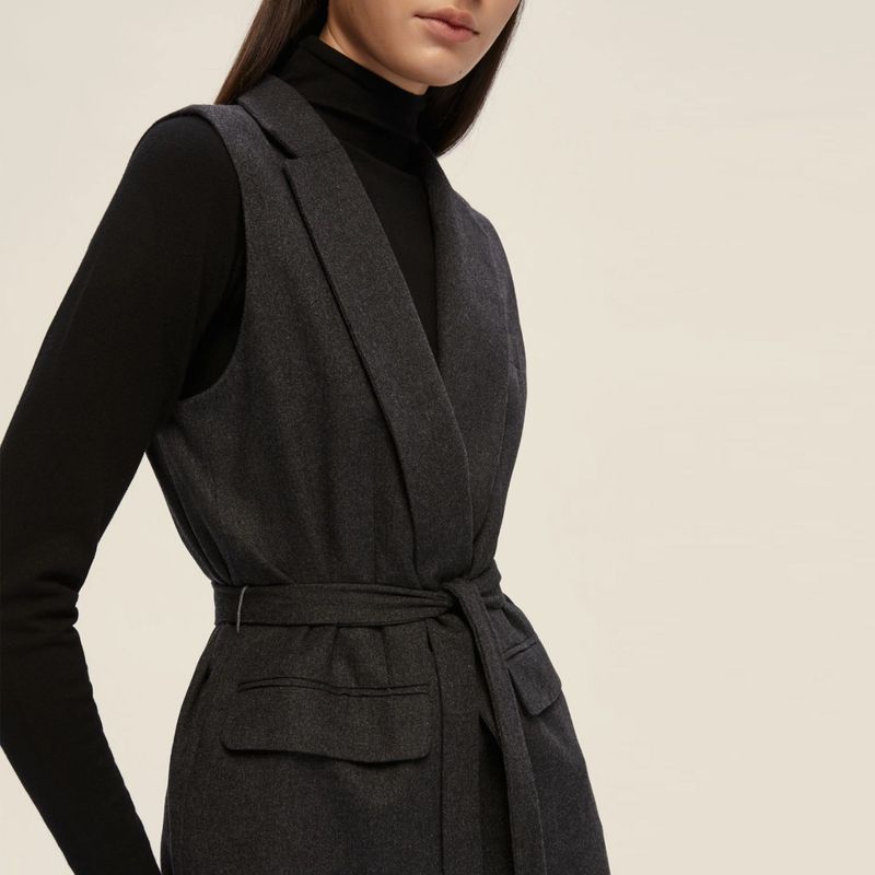 DONNA-MARELLA-GIACCHE-1567829