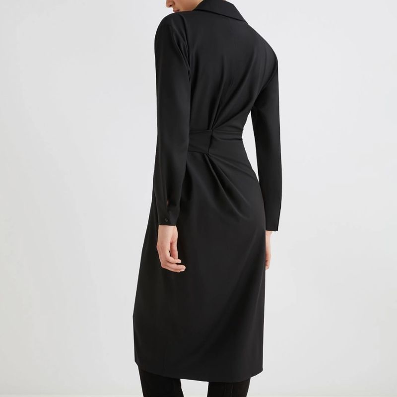 DONNA-MARELLA-ABITI-CORTI-1570173