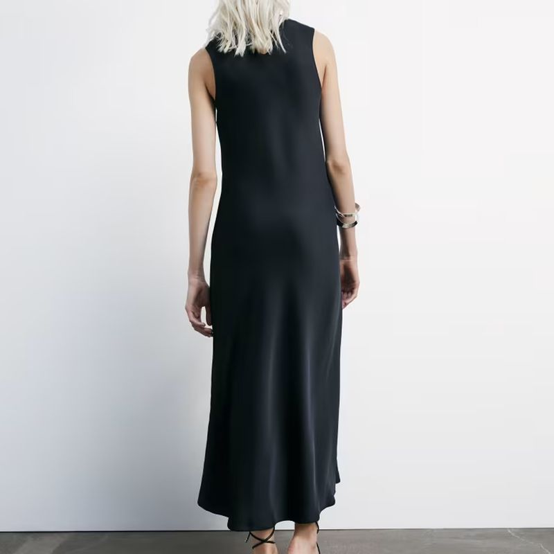 DONNA-PATRIZIA-PEPE-ABITI-CORTI-1577035