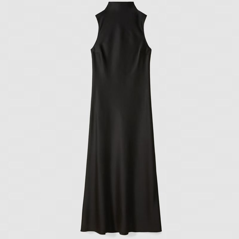 DONNA-PATRIZIA-PEPE-ABITI-CORTI-1577035