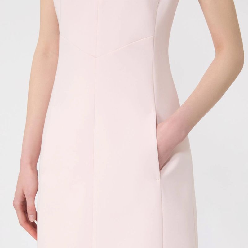 DONNA-MAX-MARA-ABITI-CORTI-1577894