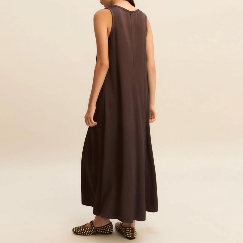 DONNA-MARELLA-ABITI-CORTI-1576714