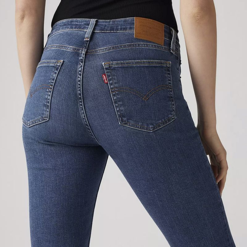 DONNA-LEVI-S-JEANS-1578373
