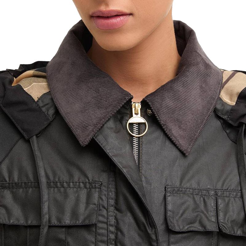 DONNA-BARBOUR-CAPPOTTI---SOPRABITI-1579024