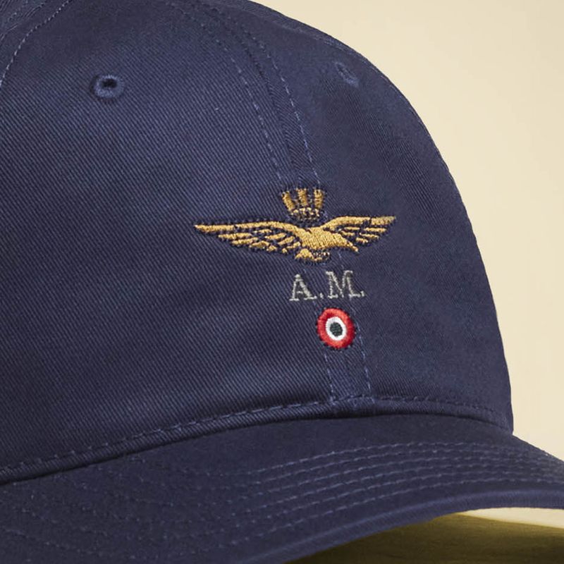 UOMO-AERONAUTICA-MILITARE-CAPPELLI-1584511