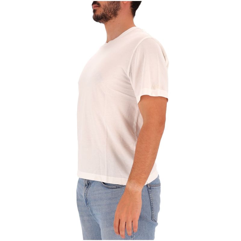 158565501_2