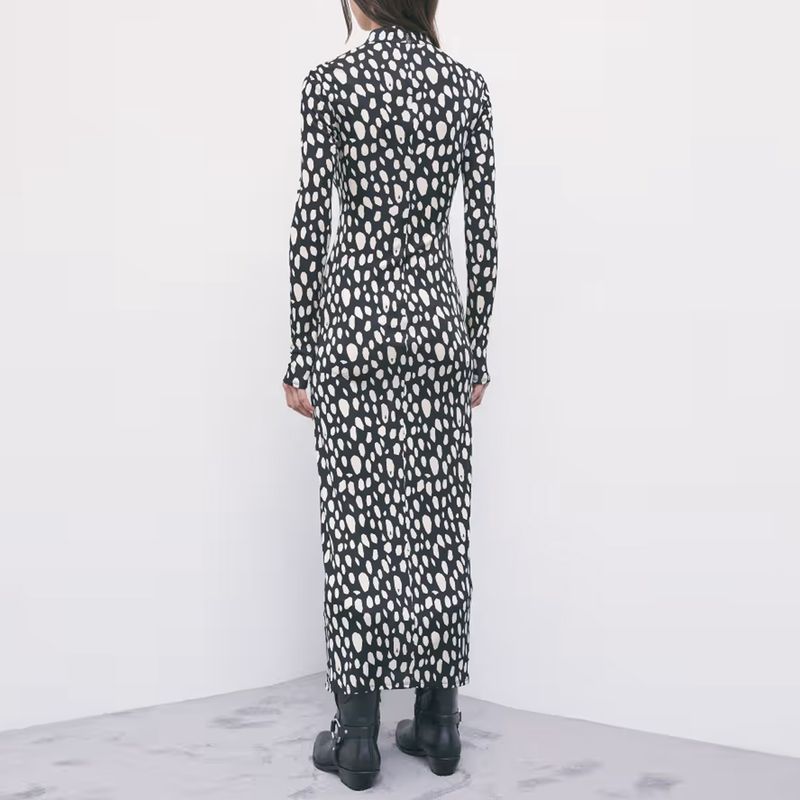 DONNA-PATRIZIA-PEPE-ABITI-CORTI-1594431