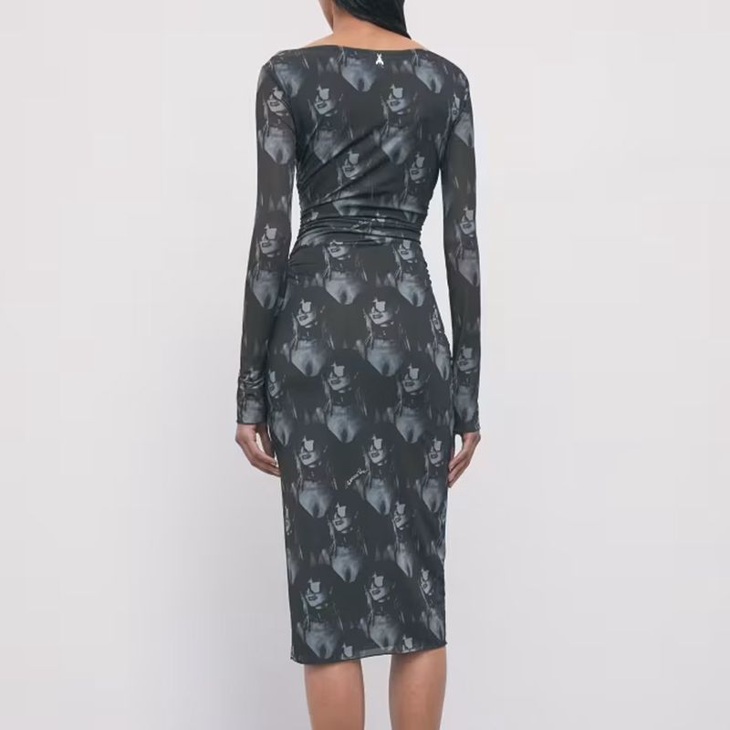 DONNA-PATRIZIA-PEPE-ABITI-CORTI-1594435