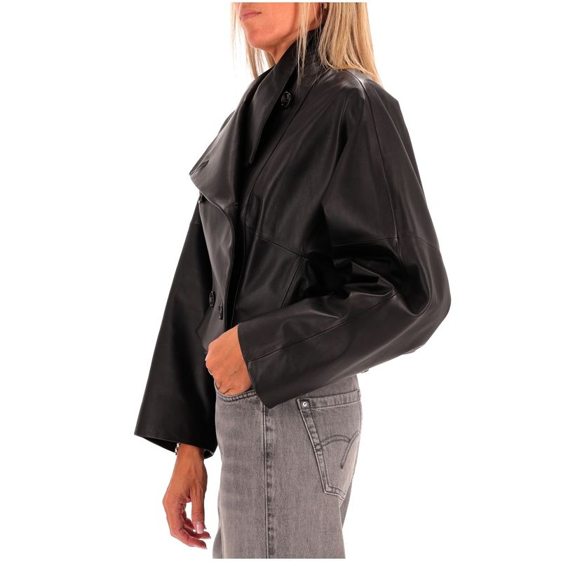 DONNA-MARELLA-GIACCHE-1593863