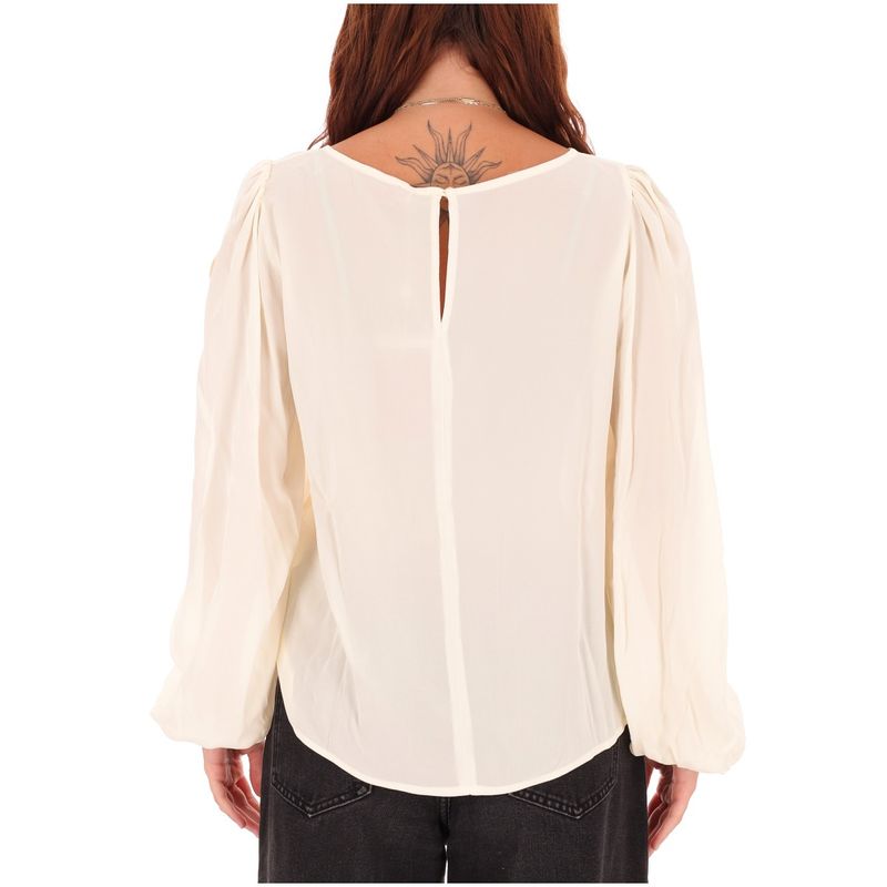 DONNA-MARELLA-CLASSICHE-1592472
