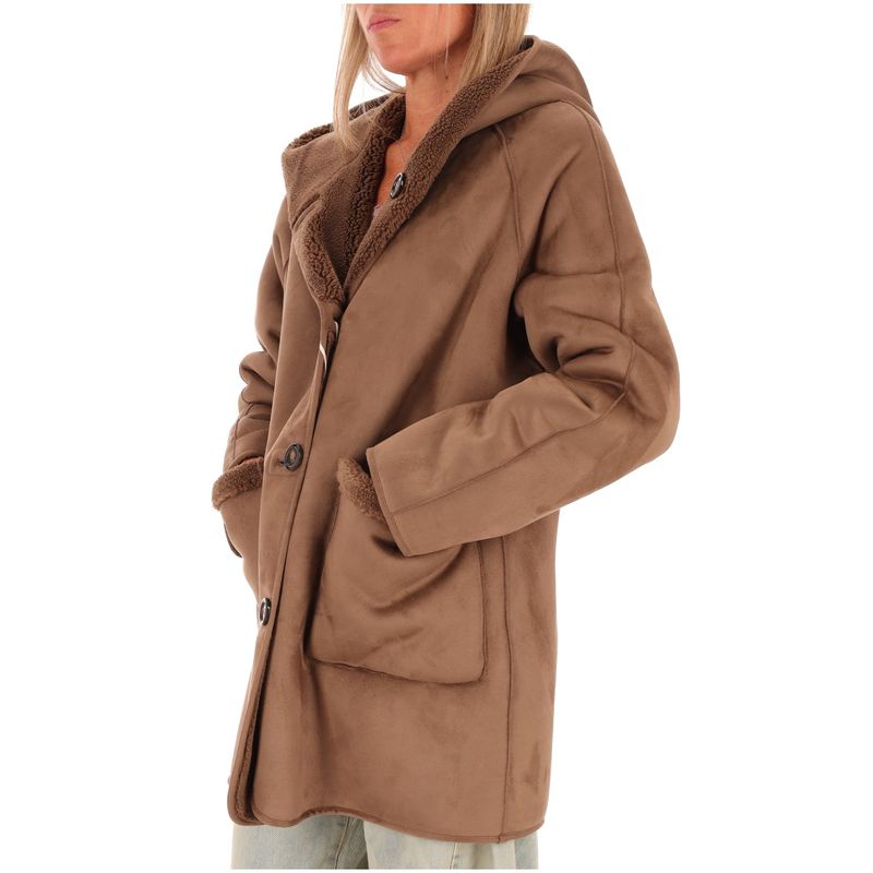 DONNA-MARELLA-CAPPOTTI---SOPRABITI-1592501