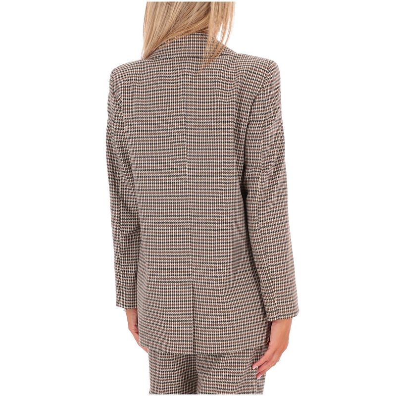 DONNA-MARELLA-GIACCHE-1592526