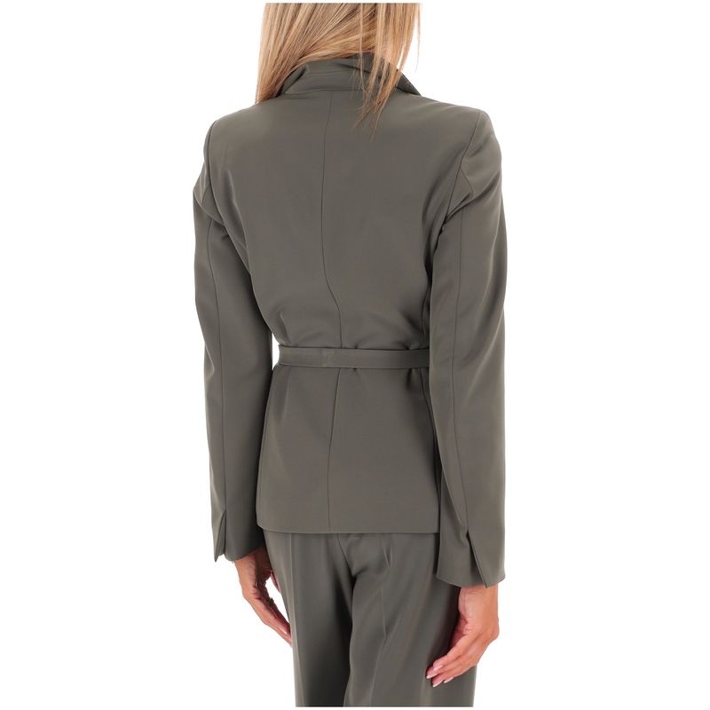 DONNA-MARELLA-GIACCHE-1592529