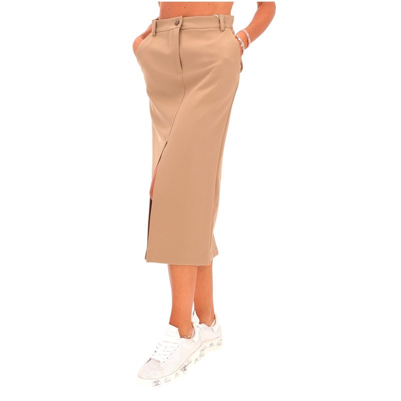 DONNA-MARELLA-GONNE-CORTE-1592568