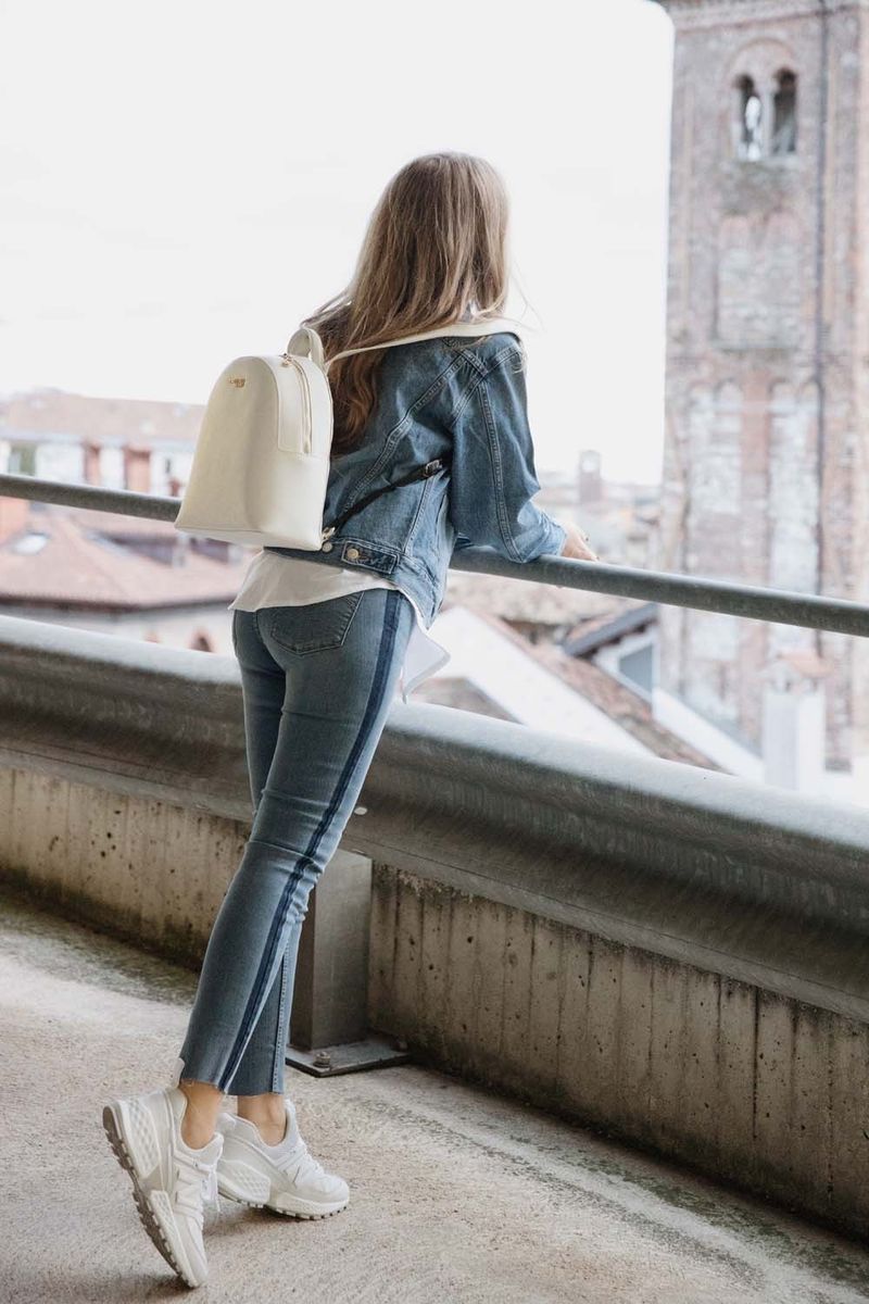 Jeans_710_super_skinny_con_banda_laterale_26_2