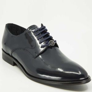 Navy blue lace-up in smooth leather