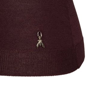 Sweater with plunging neckline on the back