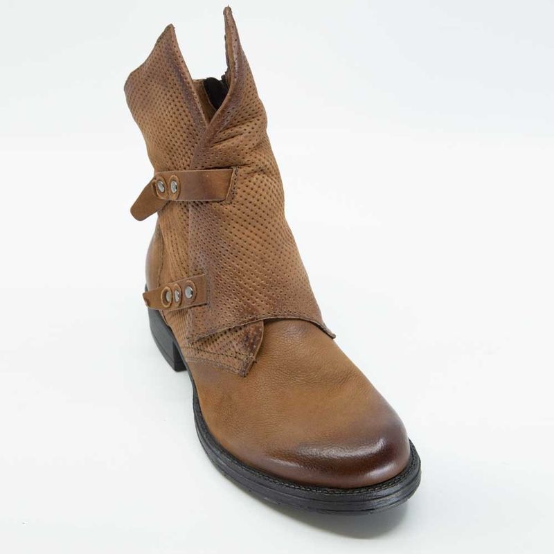 Stivaletto_in_cuoio_traforato_marrone_40_2