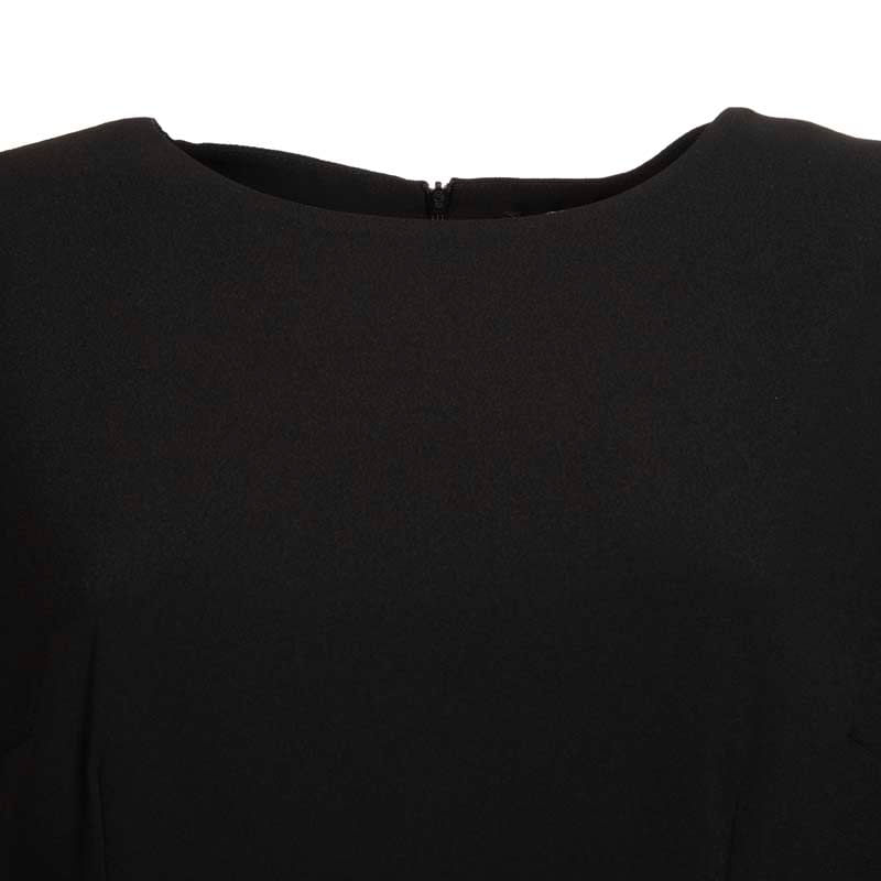 DONNA-BOTTEGA-SARTORI-ABITI-CORTI-1333772