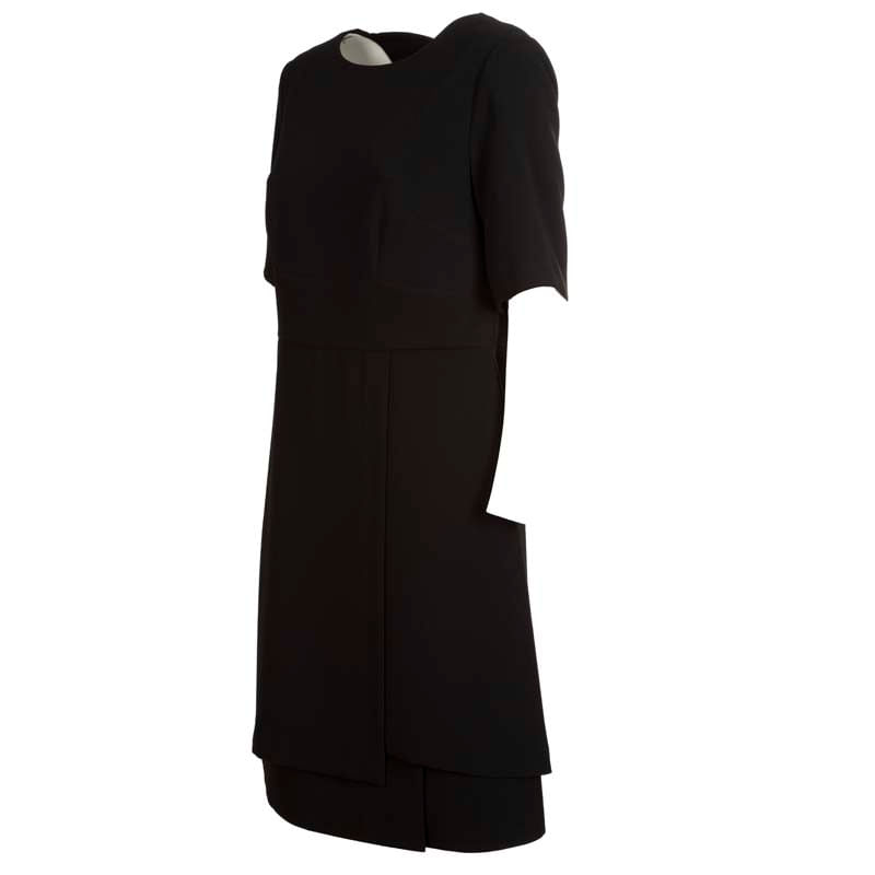 DONNA-BOTTEGA-SARTORI-ABITI-CORTI-1333772