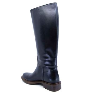 High black boot in smooth leather