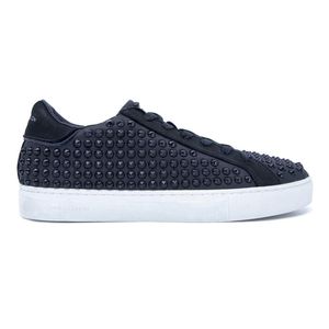 Sneakers Low Top Essential con borchie