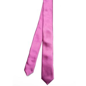 Solid color silk tie