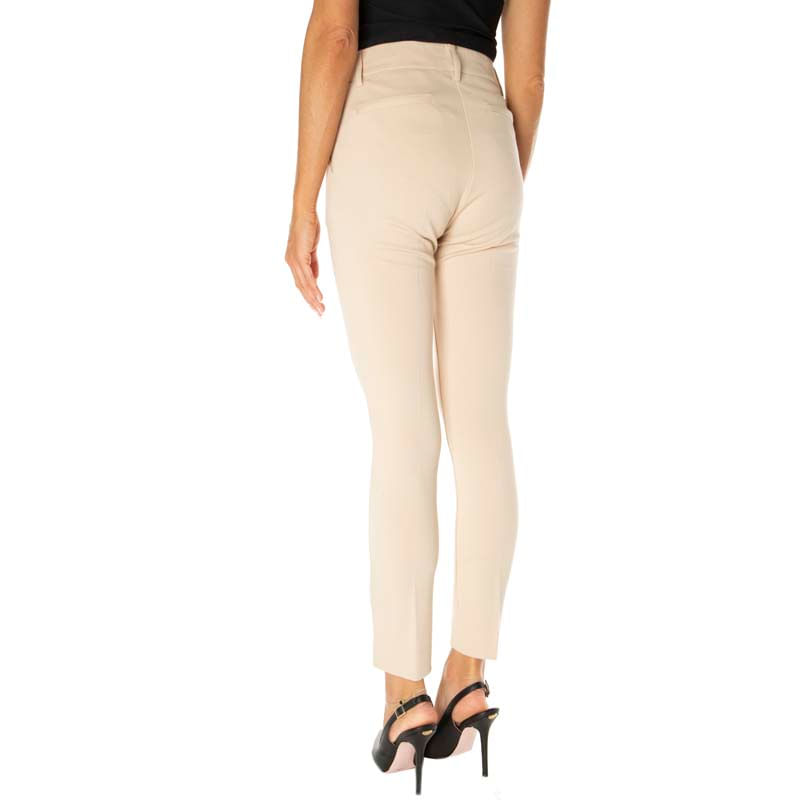DONNA-ESSENZIALE-CLASSICI-1467436