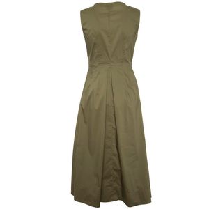 Sole dress with V-neck