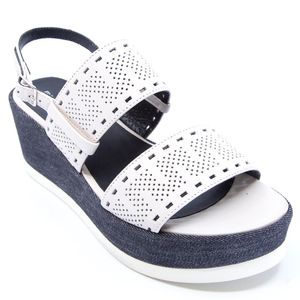 Jil leather sandal with black wedge