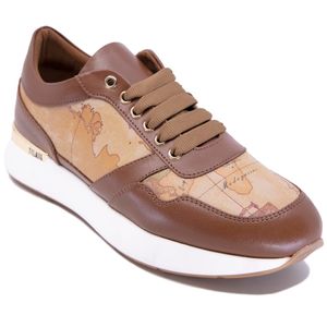 Brown sneakers with Geo print