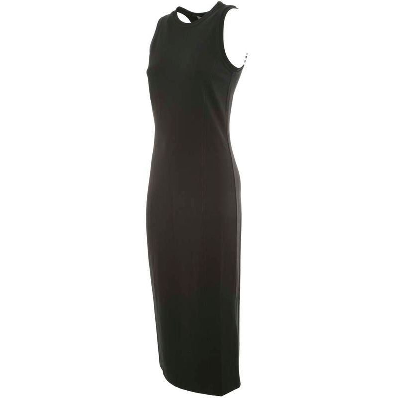 DONNA-MARELLA-ABITI-CORTI-1459834