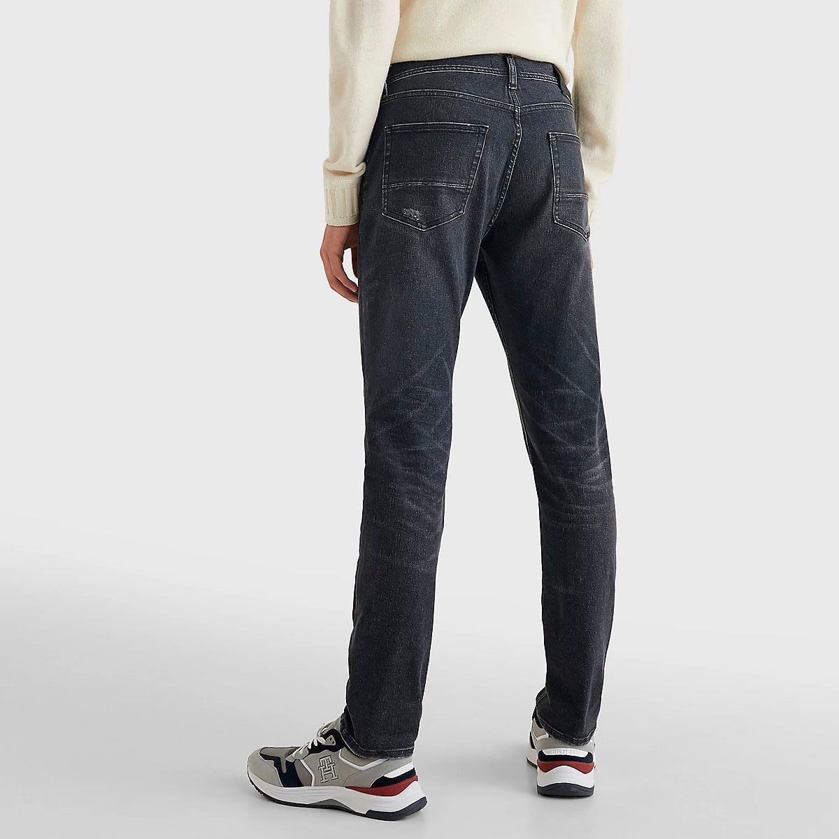 Tommy Hilfiger - Jeans Houston TH Flex affusolati neri su Arteni Shop